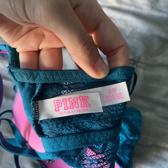 VS Padded strappy bralette in teal lace - Picture 3 of 3